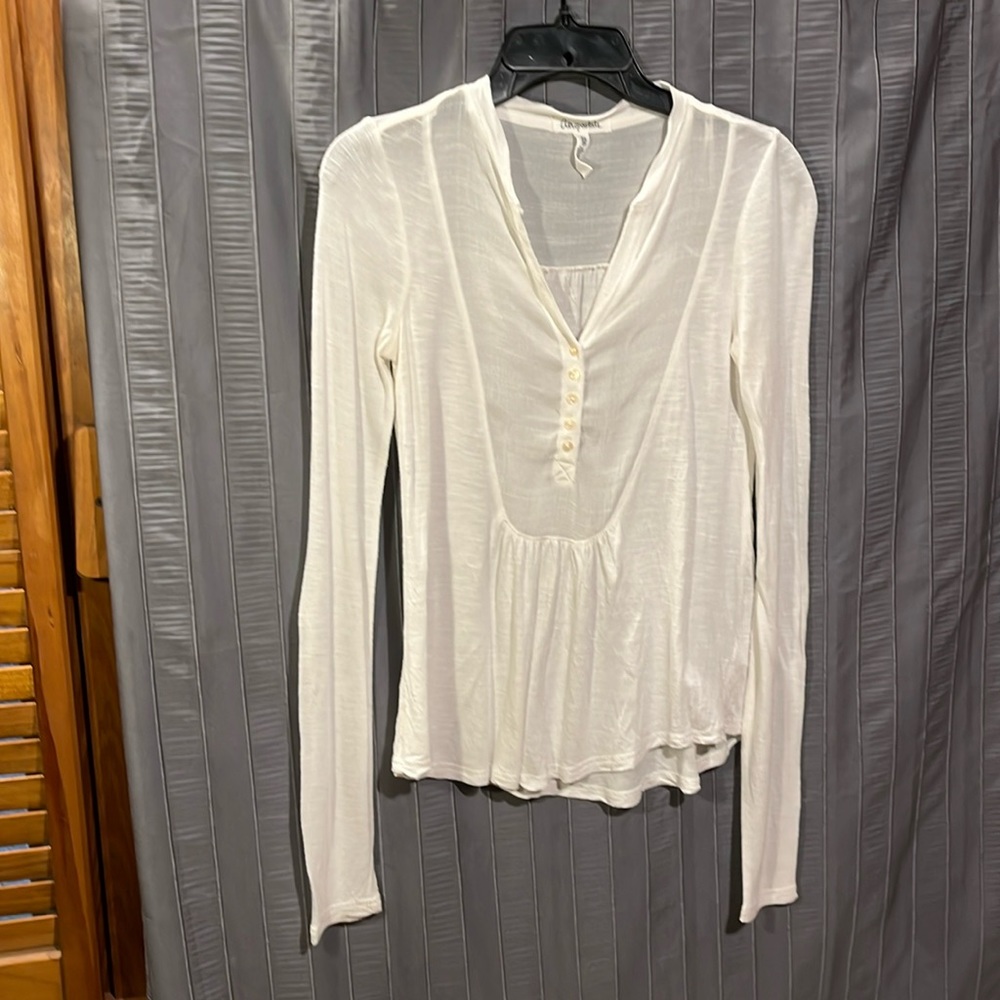 Aeropostale long sleeve white peasant/boho style blouse Size XS.
